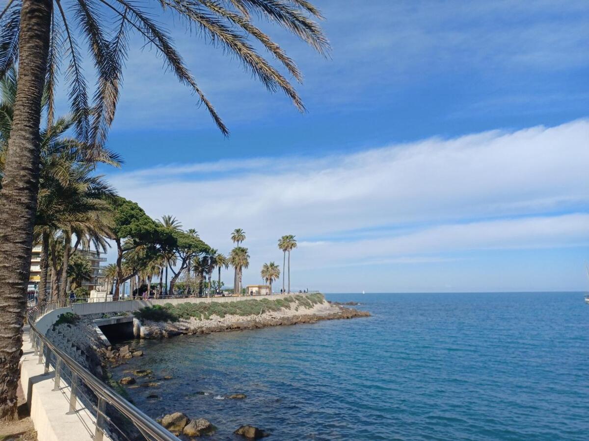 Juan Les Pins Tanit Studio Climatise Vue Sur Mer Piscine Antibes Exterior foto